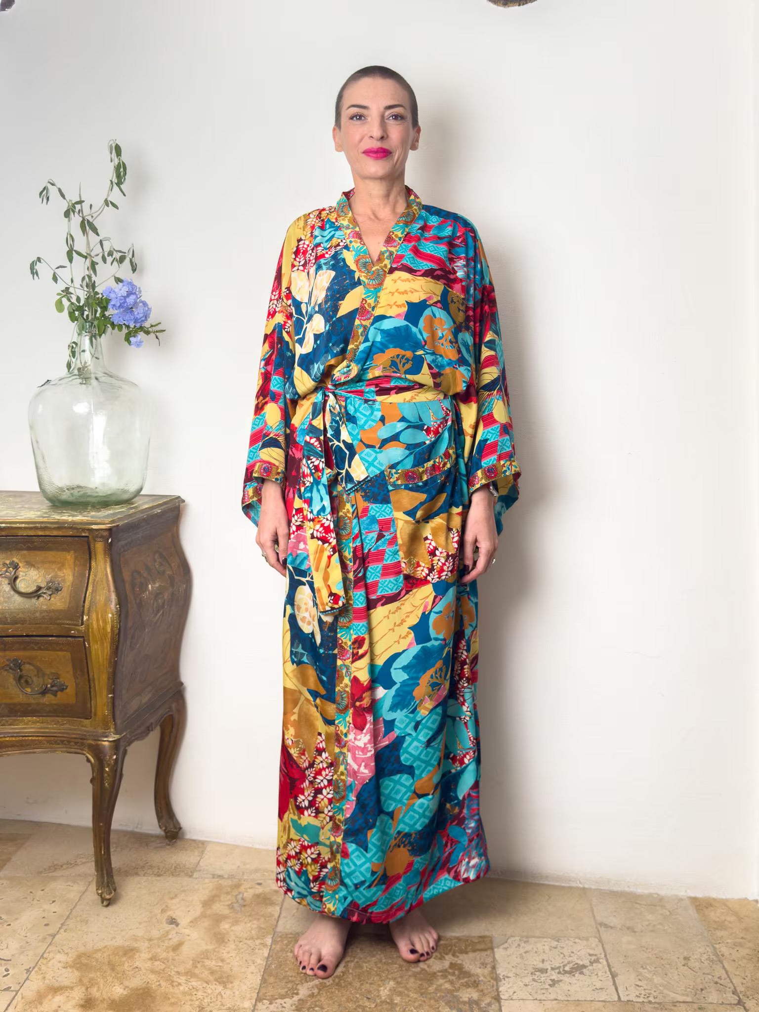 Kimono long en soie, robe d'intérieur bohème, kimono vintage avec ceinture, cadeau de Noël, cadeaux pour elle