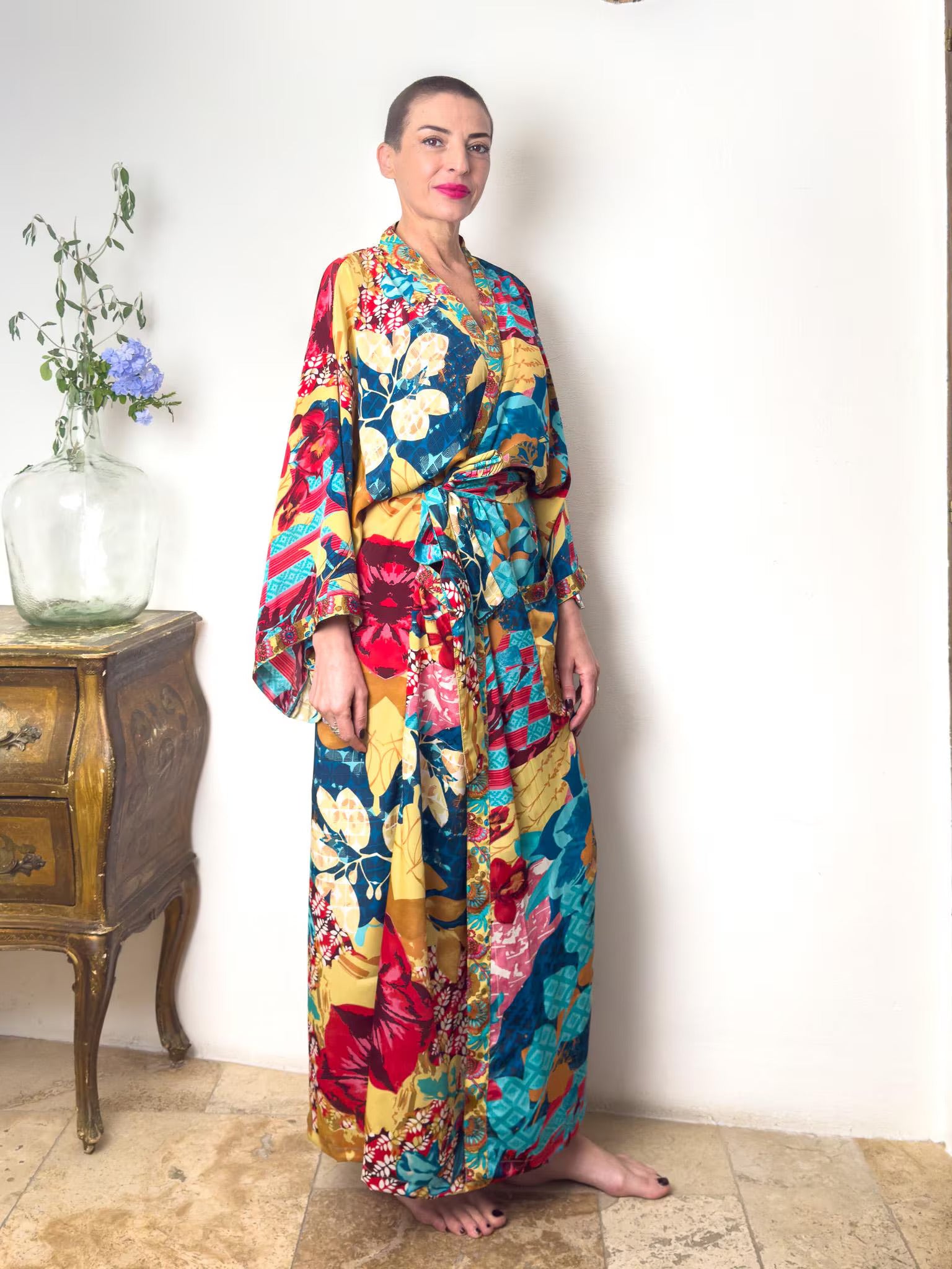 Kimono long en soie, robe d'intérieur bohème, kimono vintage avec ceinture, cadeau de Noël, cadeaux pour elle