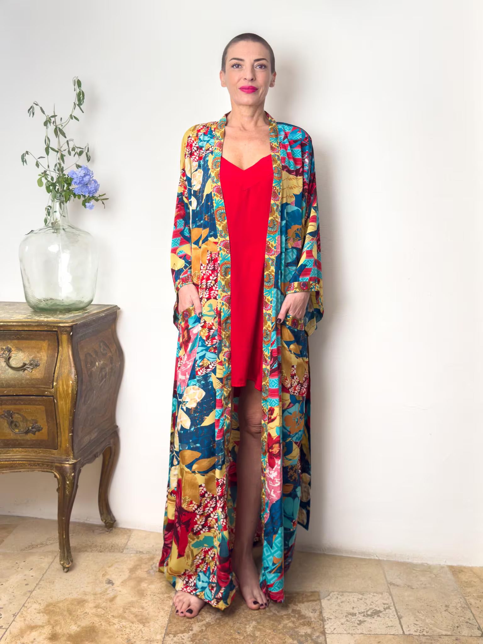 Kimono long en soie, robe d'intérieur bohème, kimono vintage avec ceinture, cadeau de Noël, cadeaux pour elle