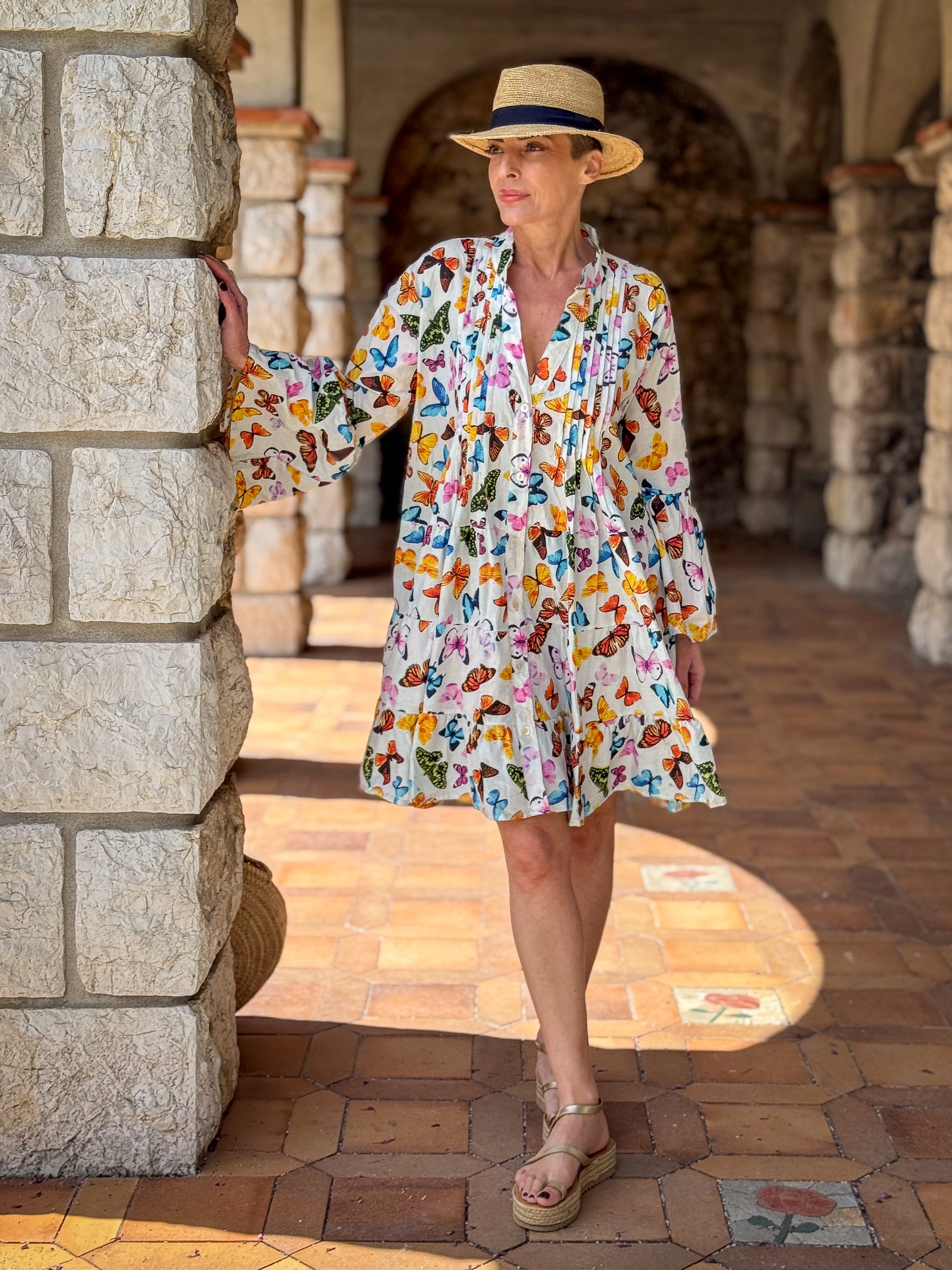 Women’s Short Cotton Dress with Butterfly Print – Loose Fit, Long Sleeves