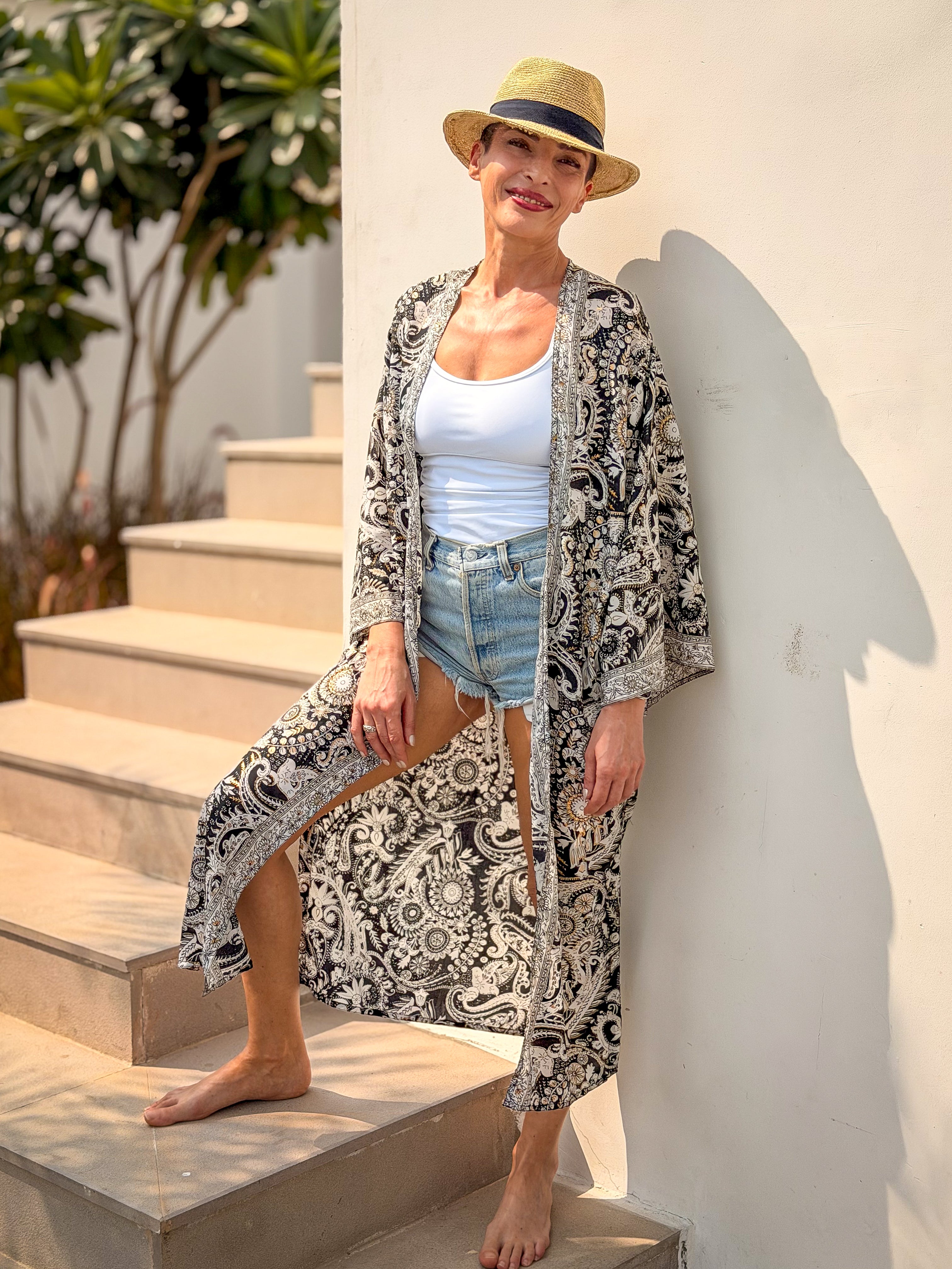 White Vintage Silk Kimono – open front – elegant boho style