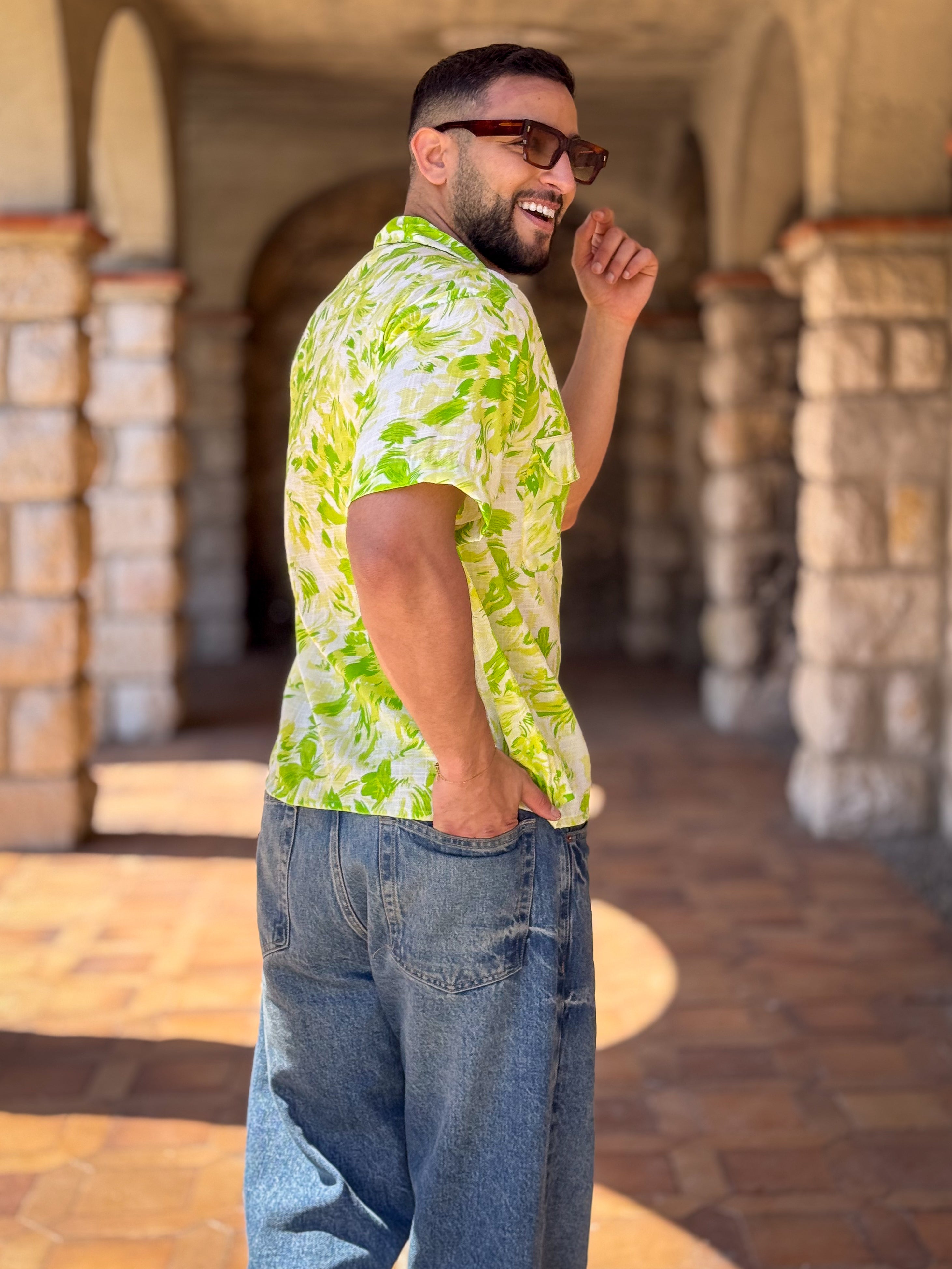 Men’s Vintage short sleeves Shirt – Cuban Collar, Coconut Buttons & Retro Charm – Gift for Him