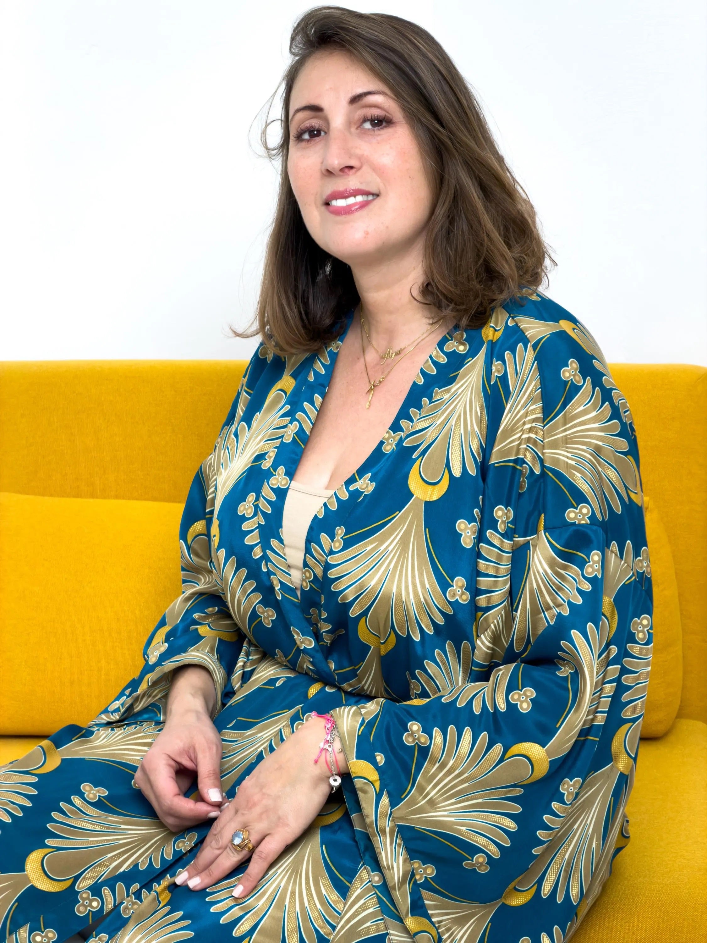 Kimono long en soie vintage – robe d’intérieur ceinturée – peignoir vintage en soie