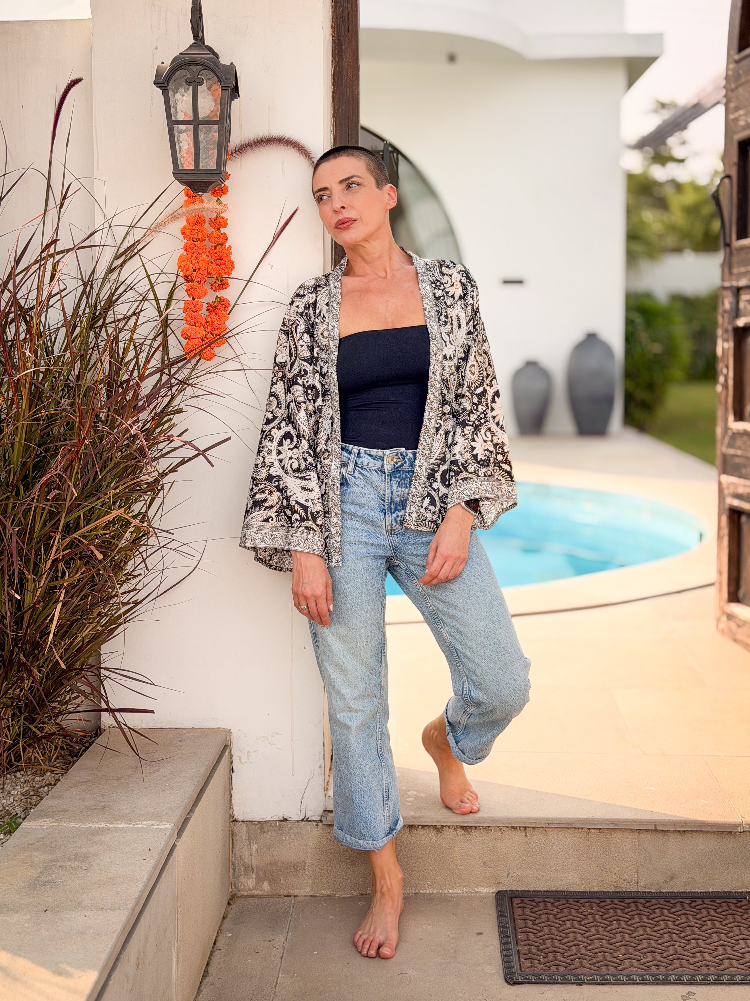 Veste kimono en soie vintage – veste courte ouverte femme – veste bohème chic