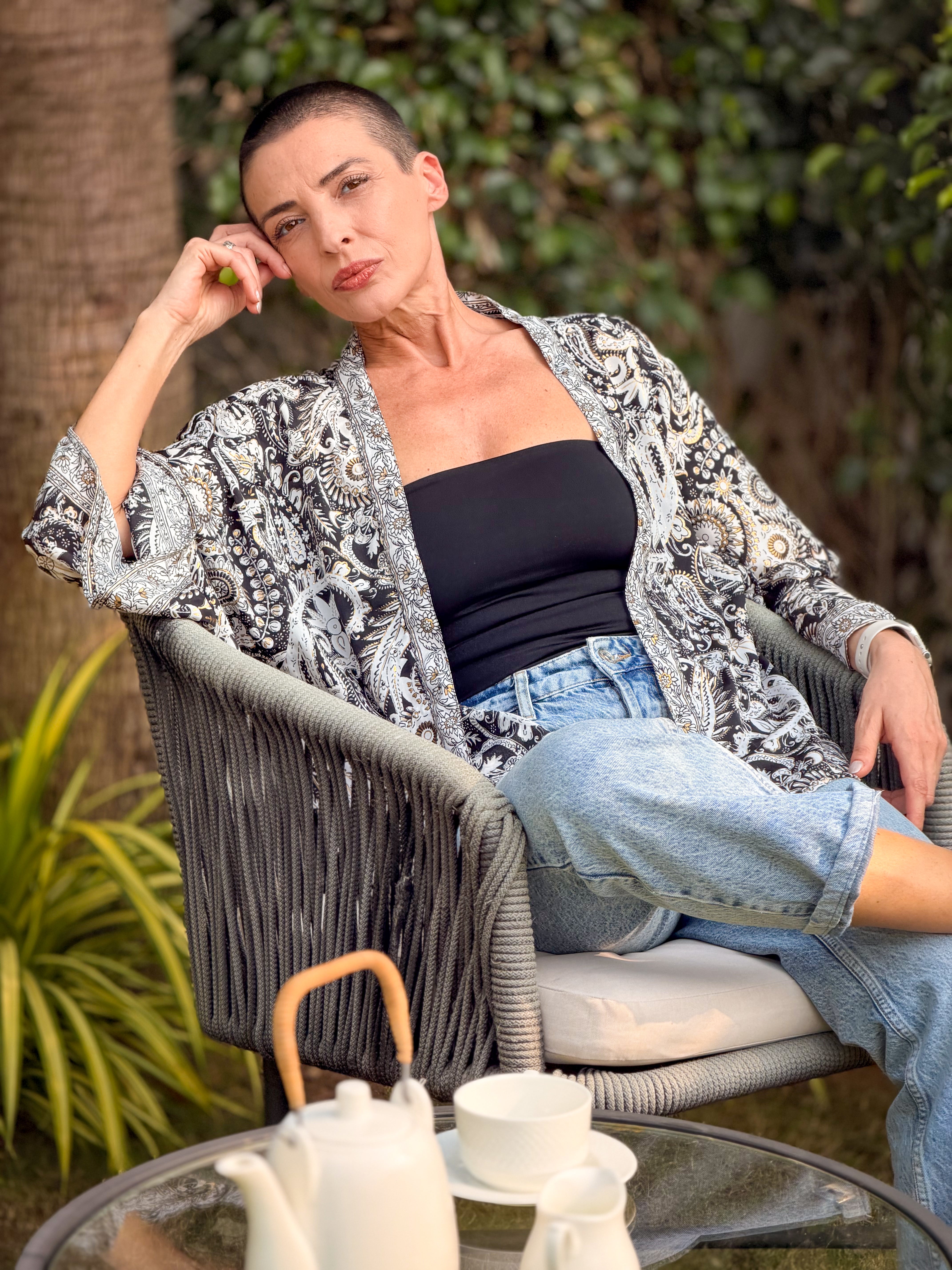 Veste kimono en soie vintage – veste courte ouverte femme – veste bohème chic