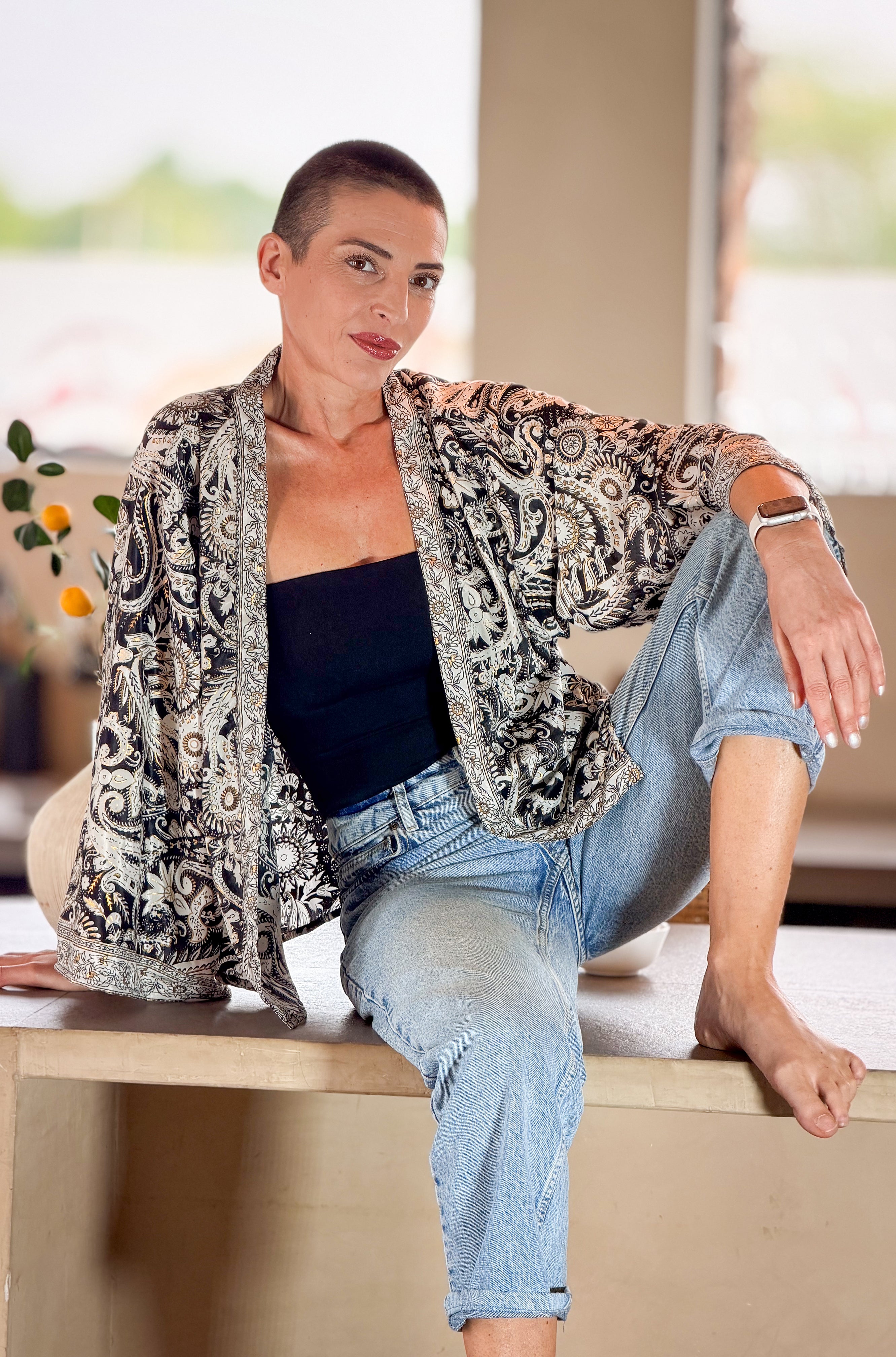 Veste kimono en soie vintage – veste courte ouverte femme – veste bohème chic