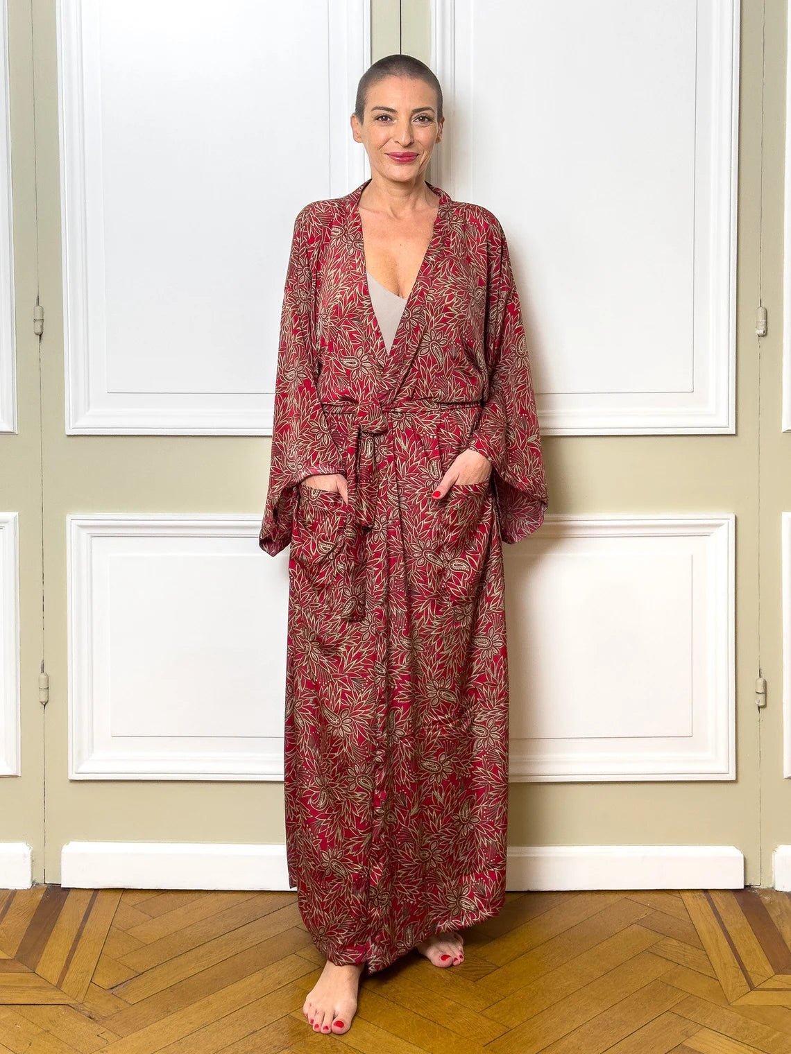 Kimono long en soie, robe maison bohème, kimono vintage avec ceinture, cadeau de Noël, cadeaux pour elle