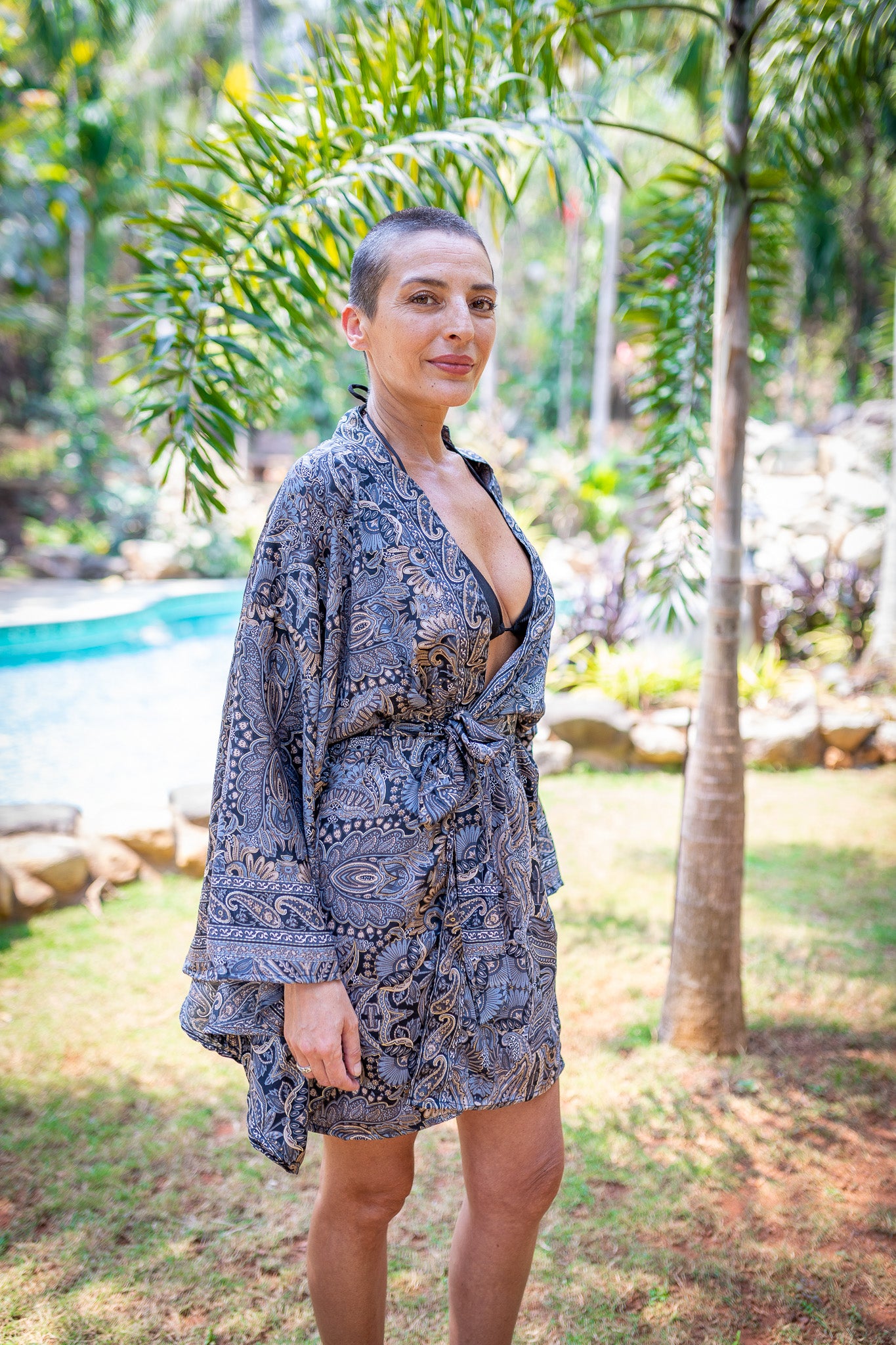 Silk short kimono, sil kimono with belt, vintage kimono, boho kimono, dressing gown
