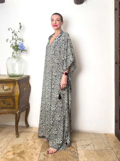 Modern Oversize Silk Kaftan Maxi Dress, Silk Dress, Loose Dress, Home Dress, Plus Size Dress, Christmas Gift