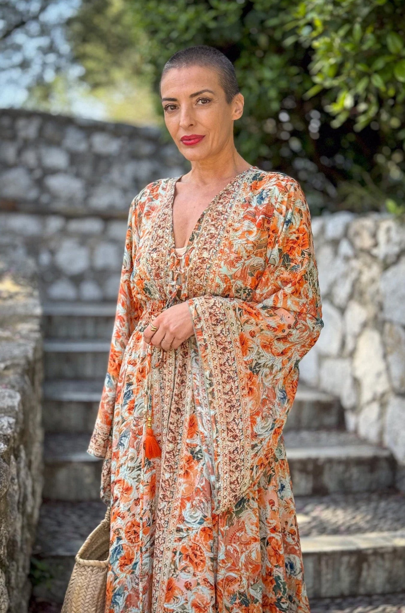 Robe longue boho en soie, robe vintage en soie, robe décolleté, robe smockée, robe gypsy bohème, robe manches évasées, robe d'été