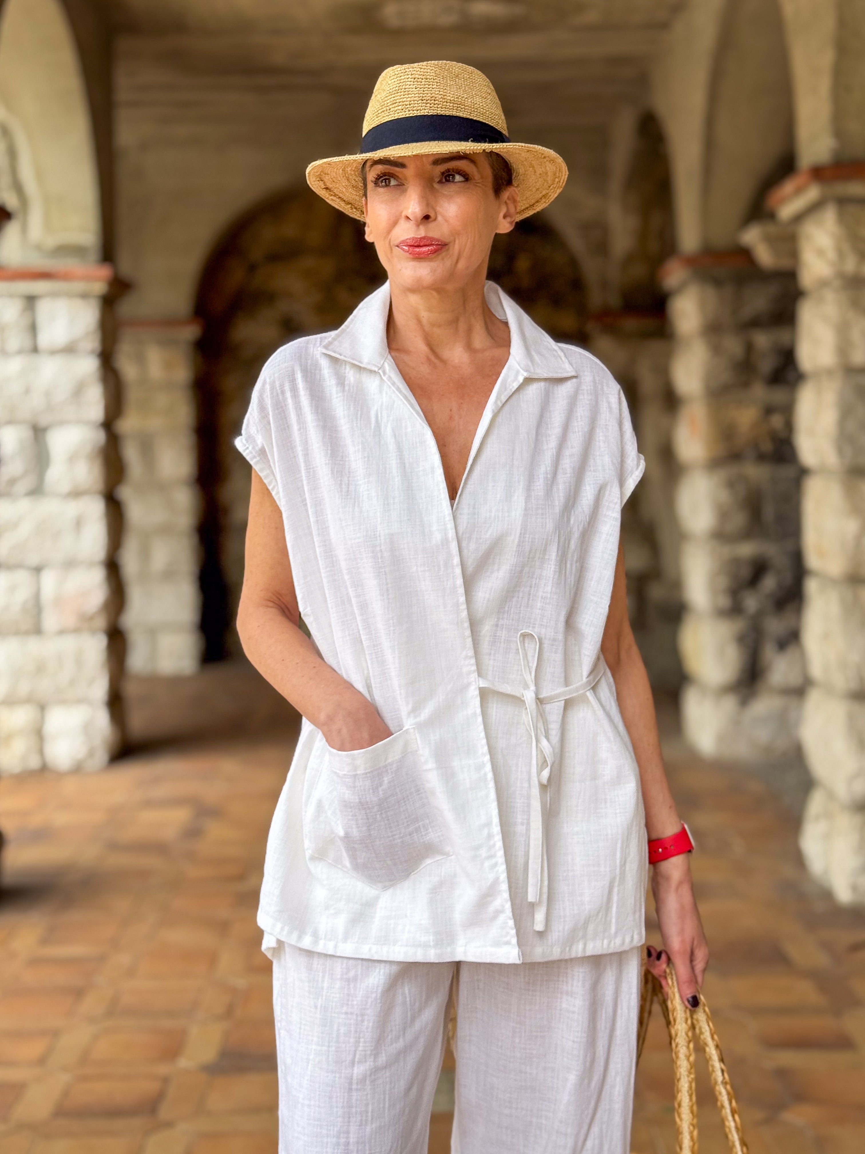 White Linen Kimono & Pants Set – Natural Elegance and Artisanal Comfort