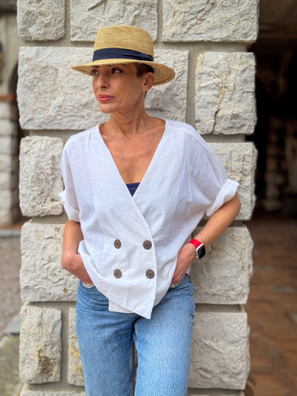 Short Jacket & Linen Pants Set – Natural Elegance and Artisanal Comfort