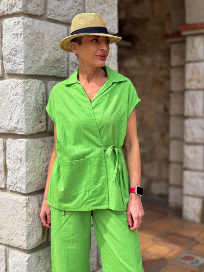 Green Linen Kimono & Pants Set – Natural Elegance and Artisanal Comfort