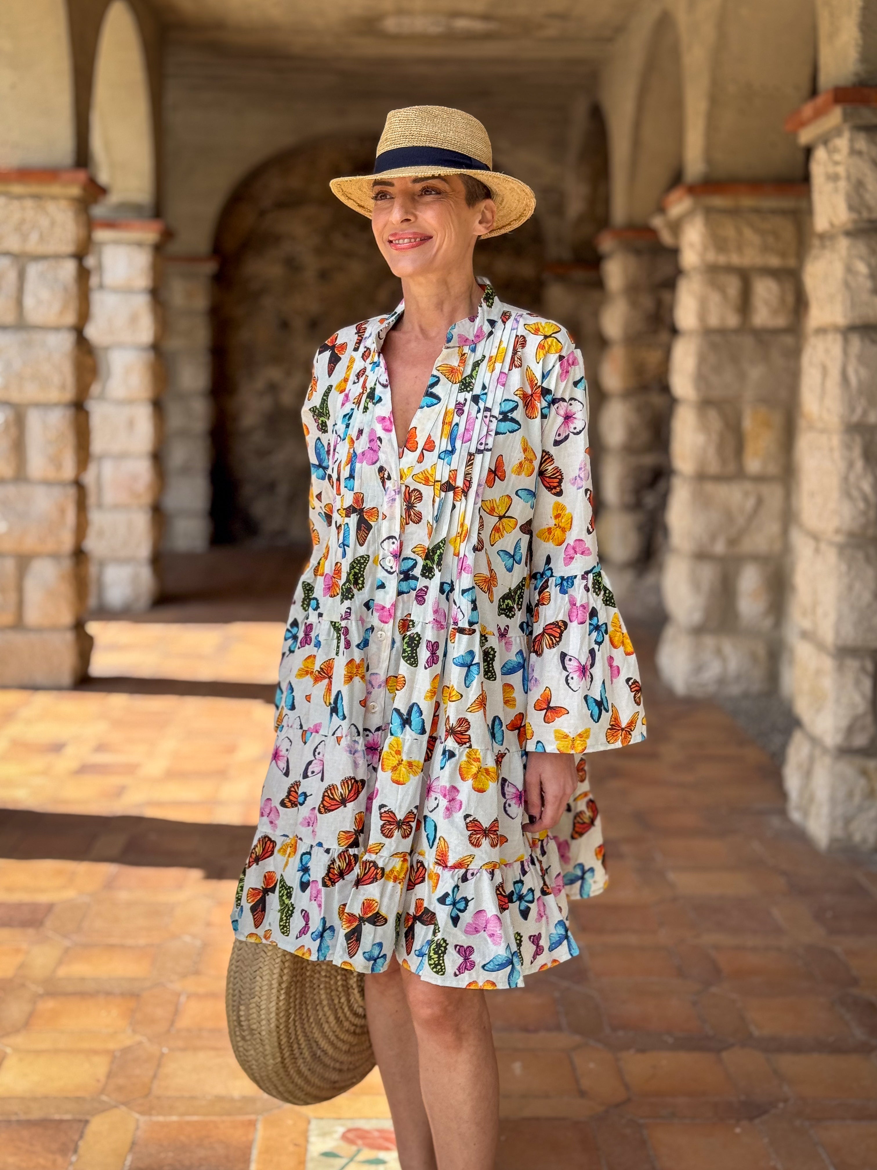 Women’s Short Cotton Dress with Butterfly Print – Loose Fit, Long Sleeves