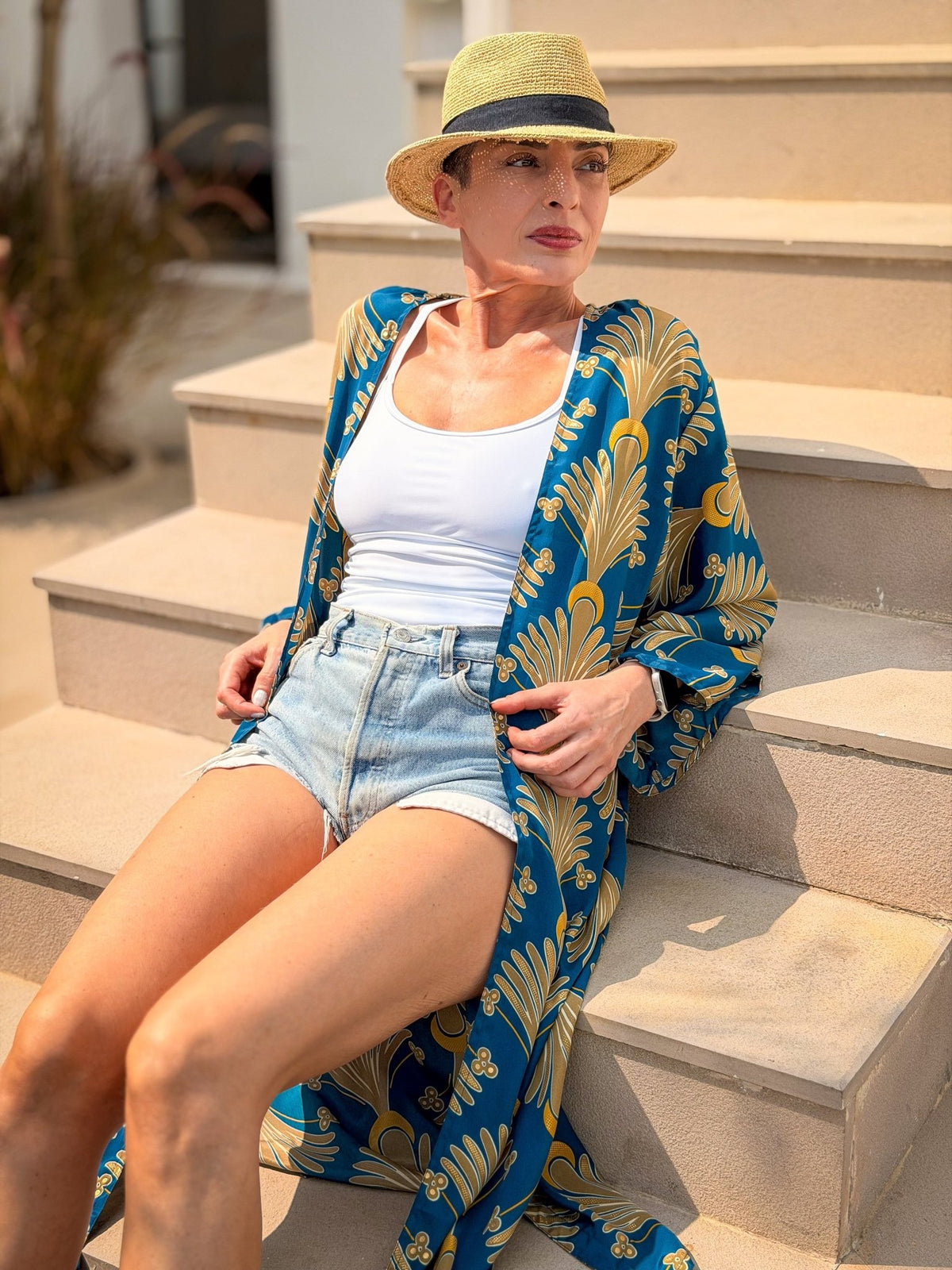Blue Vintage Silk Kimono – open front – elegant boho style