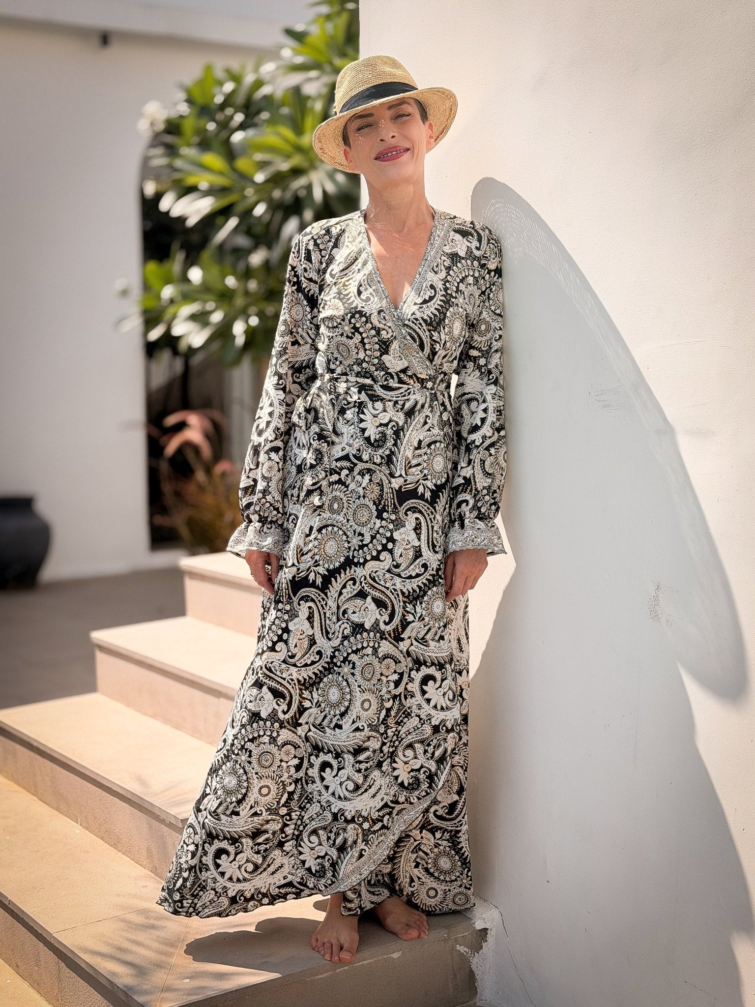 Chic wrap maxi dress – flowy slit long dress, elegant all-season outfit