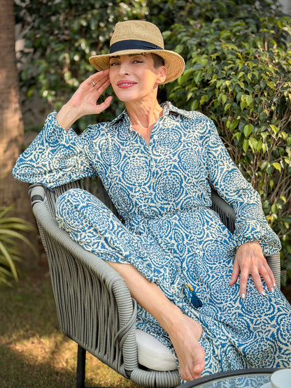 Robe longue vintage en soie – robe chemise fluide ceinturée
