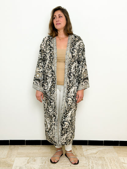 White Vintage Silk Kimono – open front – elegant boho style