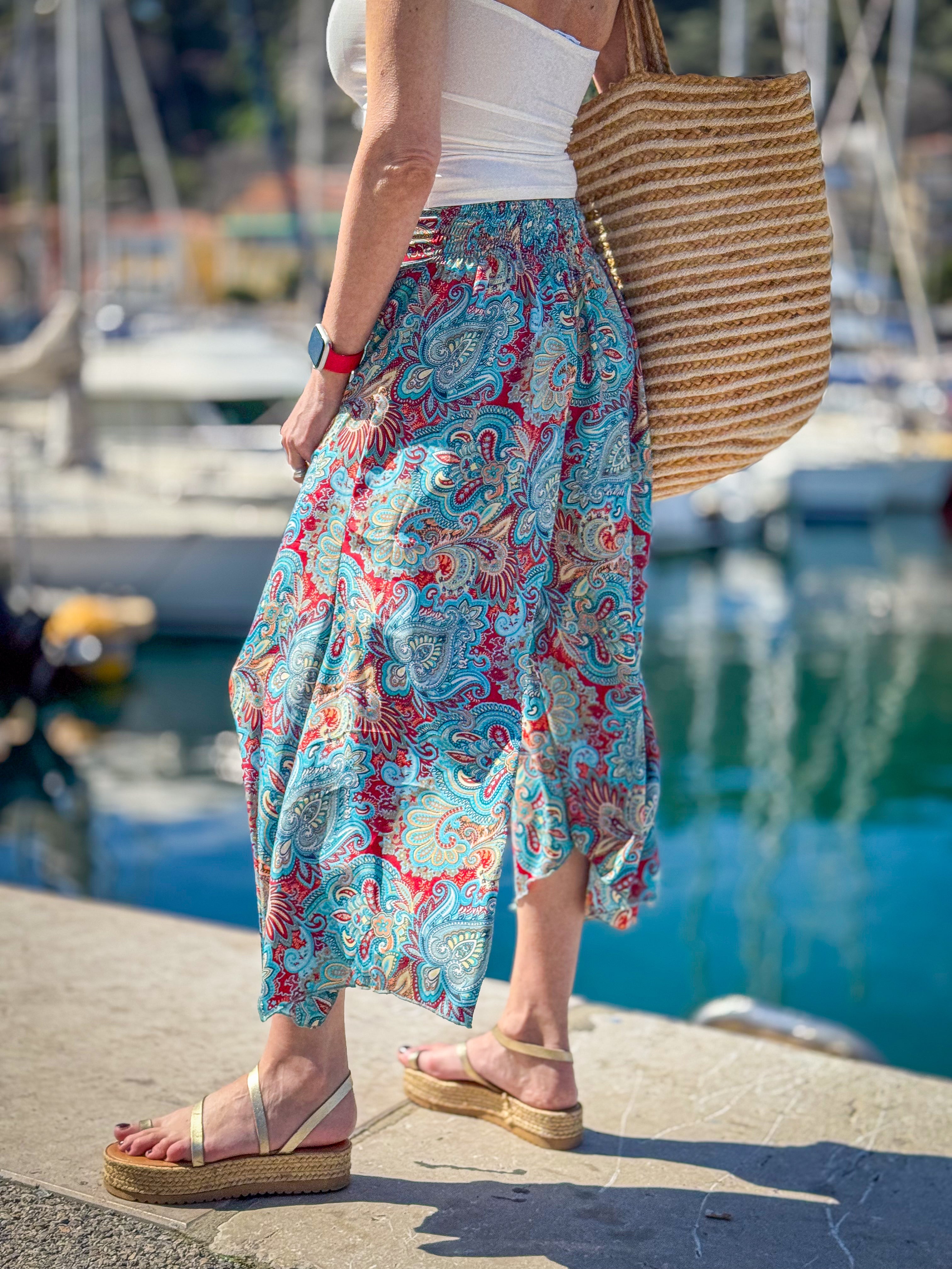 Short Flowy Silk Pants for Women – Boho Chic Style – Bohemian Pants – Flared Cut – Vintage Look