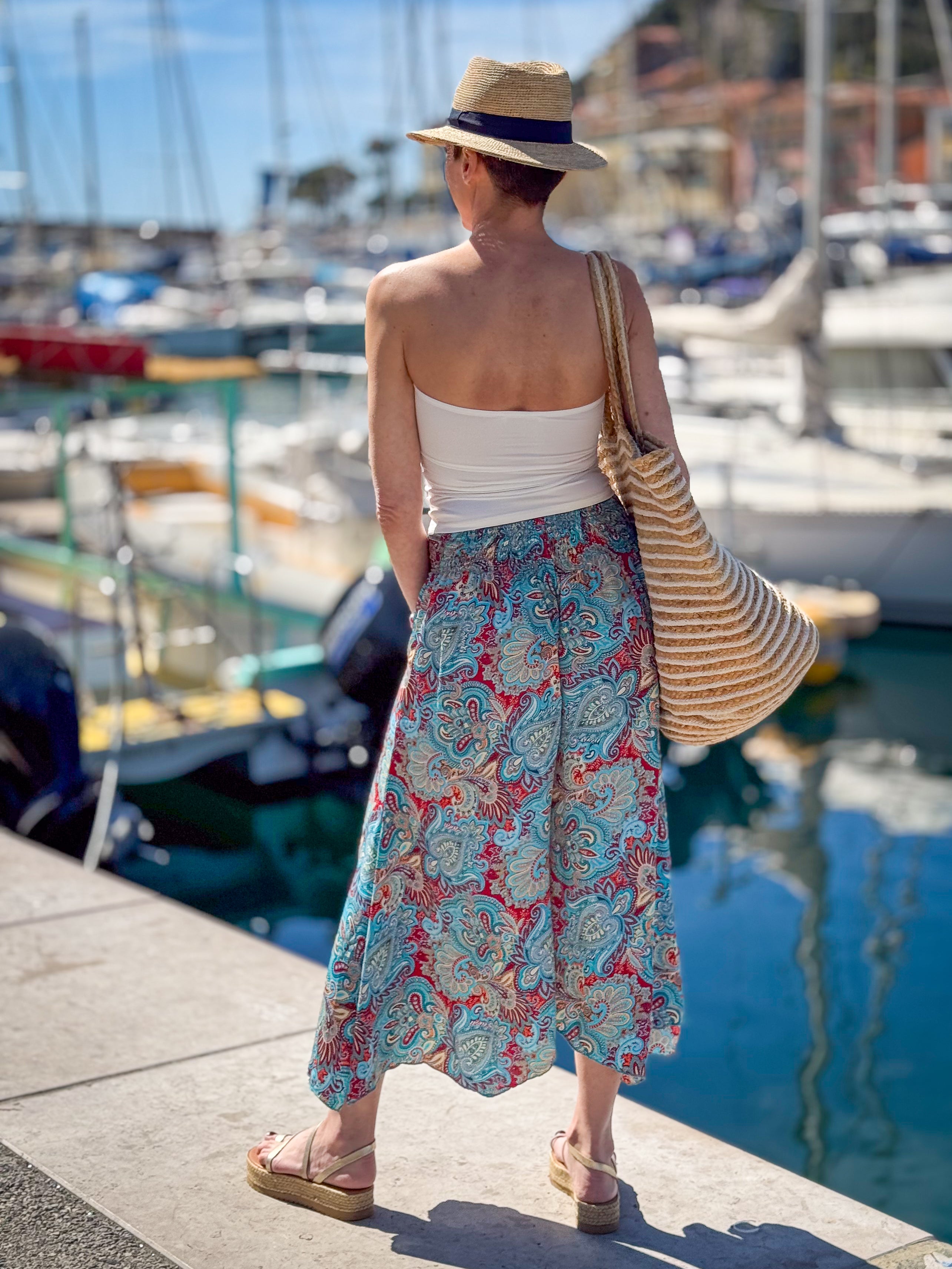 Short Flowy Silk Pants for Women – Boho Chic Style – Bohemian Pants – Flared Cut – Vintage Look