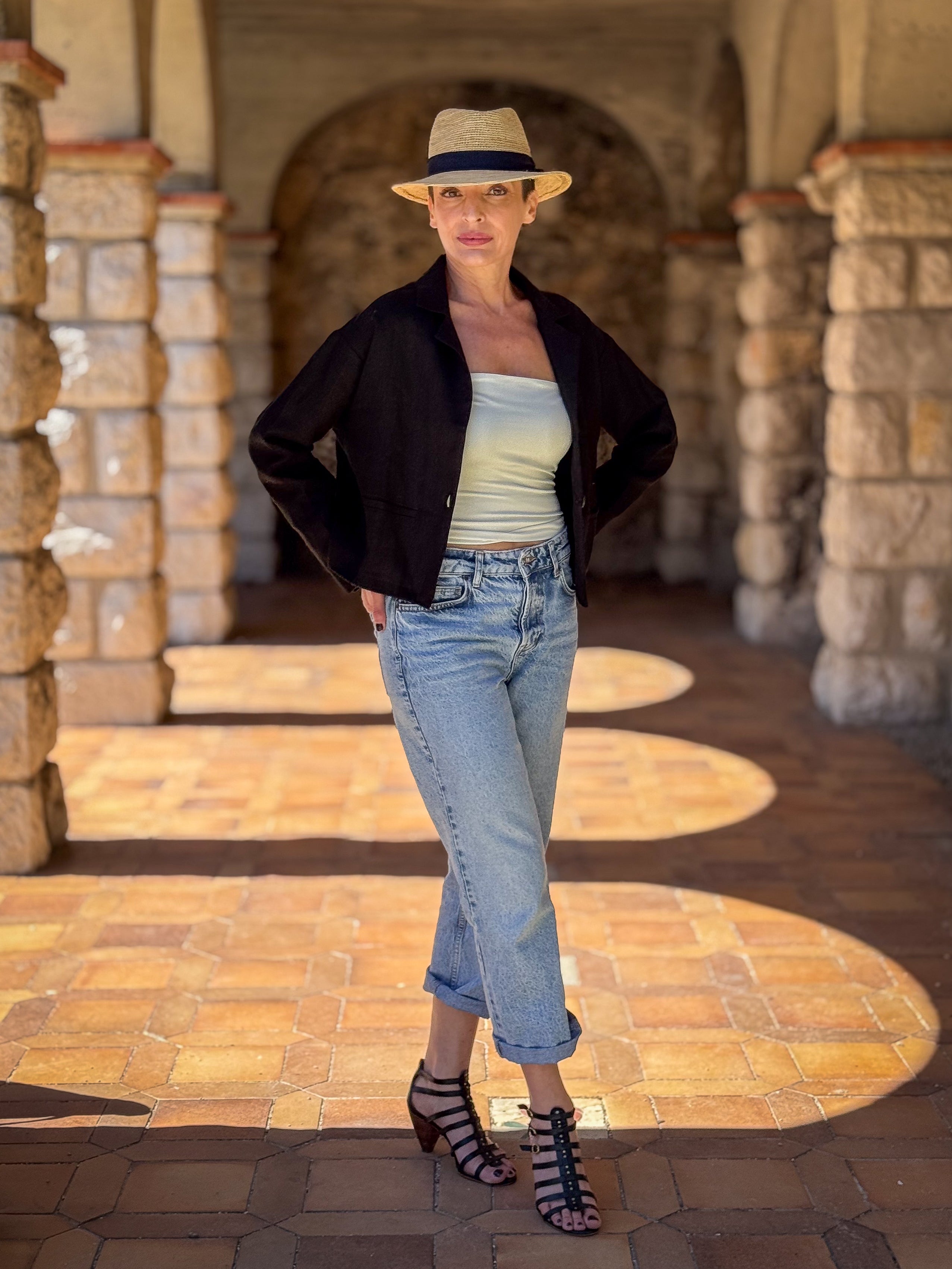 Short cotton blazer for women – Chic casual jacket with one button – Long sleeve blazer with lapel – Lightweight mid-season jacket