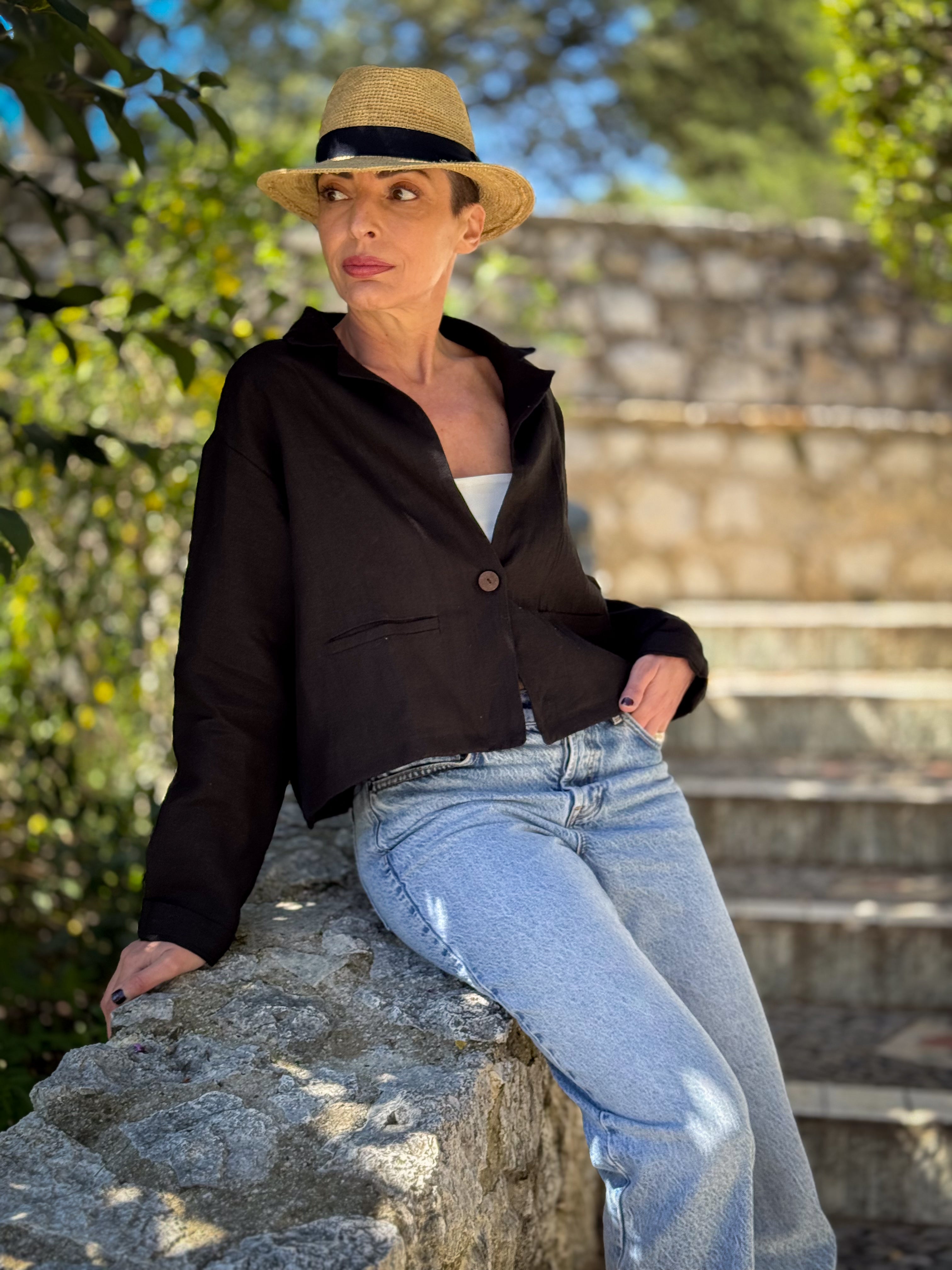 Short cotton blazer for women – Chic casual jacket with one button – Long sleeve blazer with lapel – Lightweight mid-season jacket