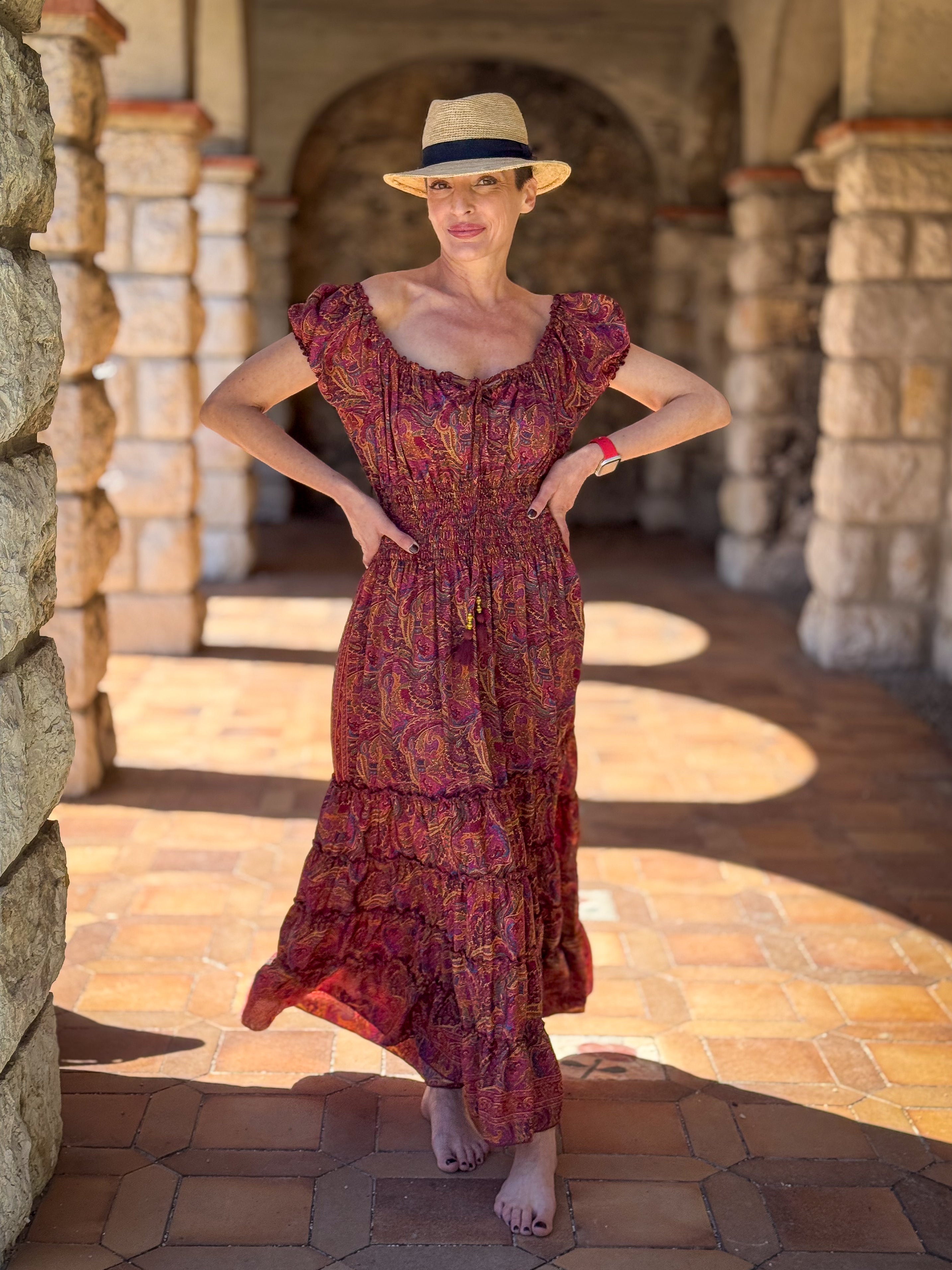Robe longue bohème à volants /Robe épaules dénudées/ Robe en soie vintage / Robe longue gypsy/ Robe longue col bardot