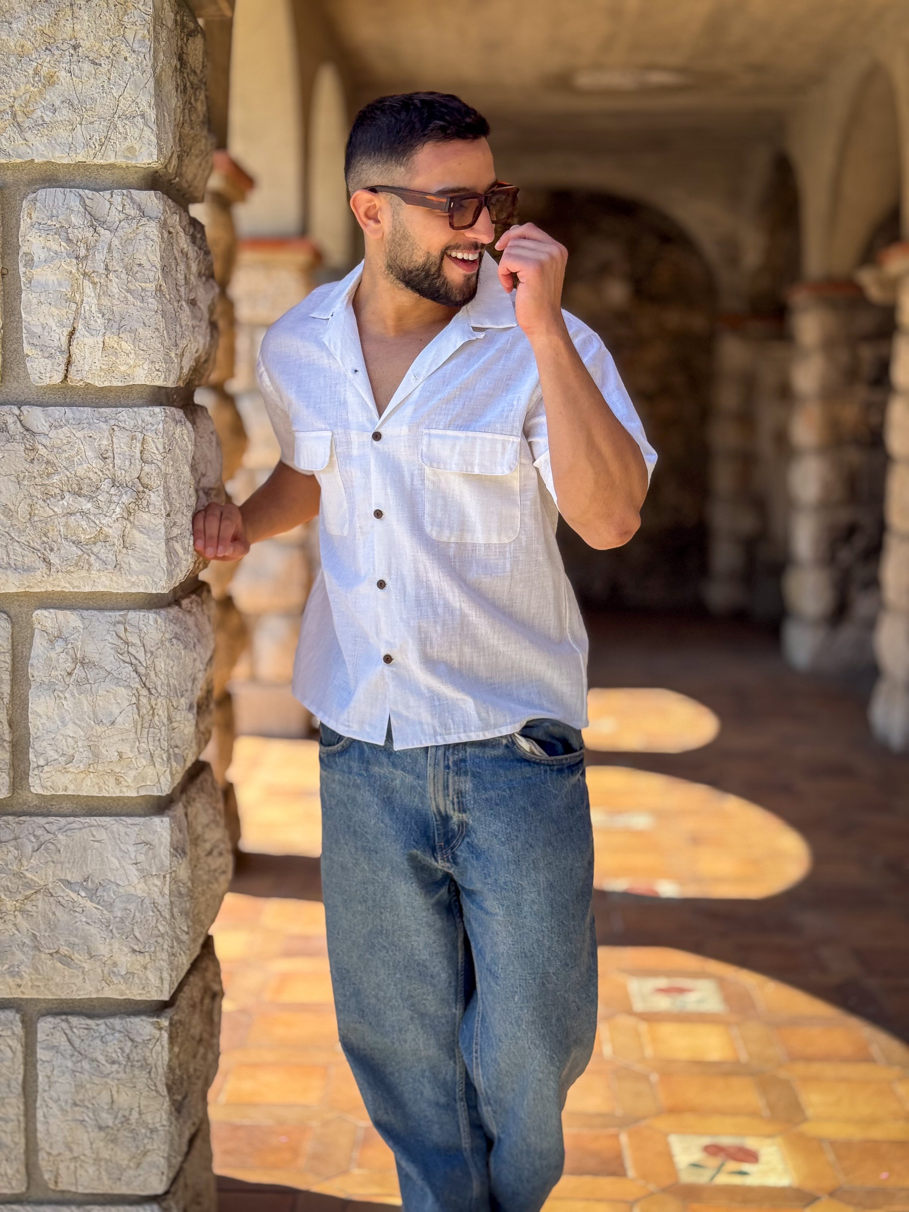 Men’s Vintage White Linen Shirt – Cuban Collar, Coconut Buttons & Timeless Style – Gift for Him