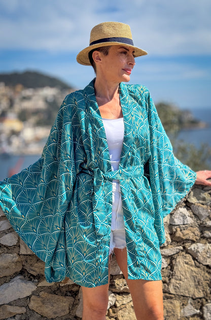 Silk short kimono, sil kimono with belt, vintage kimono, boho kimono, dressing gown, Christmas gift, gift for her