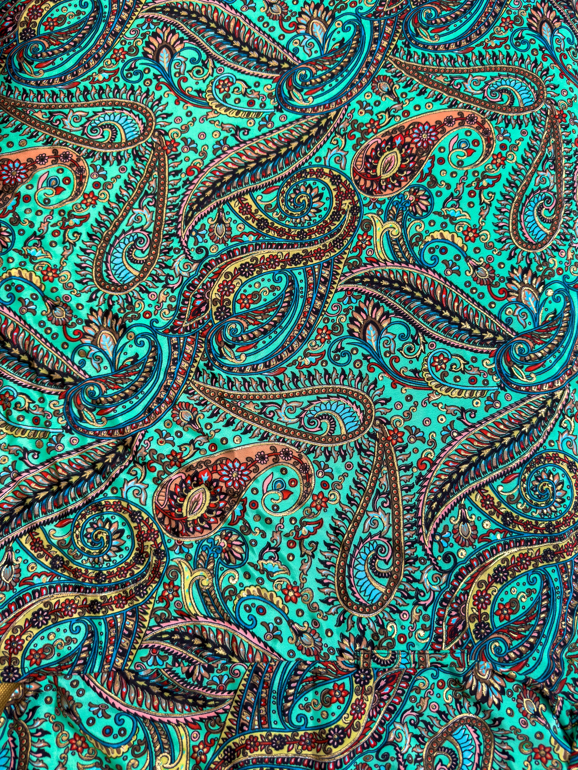 Kimono long en soie vintage  – robe d’intérieur ceinturée –  peignoir vintage en soie