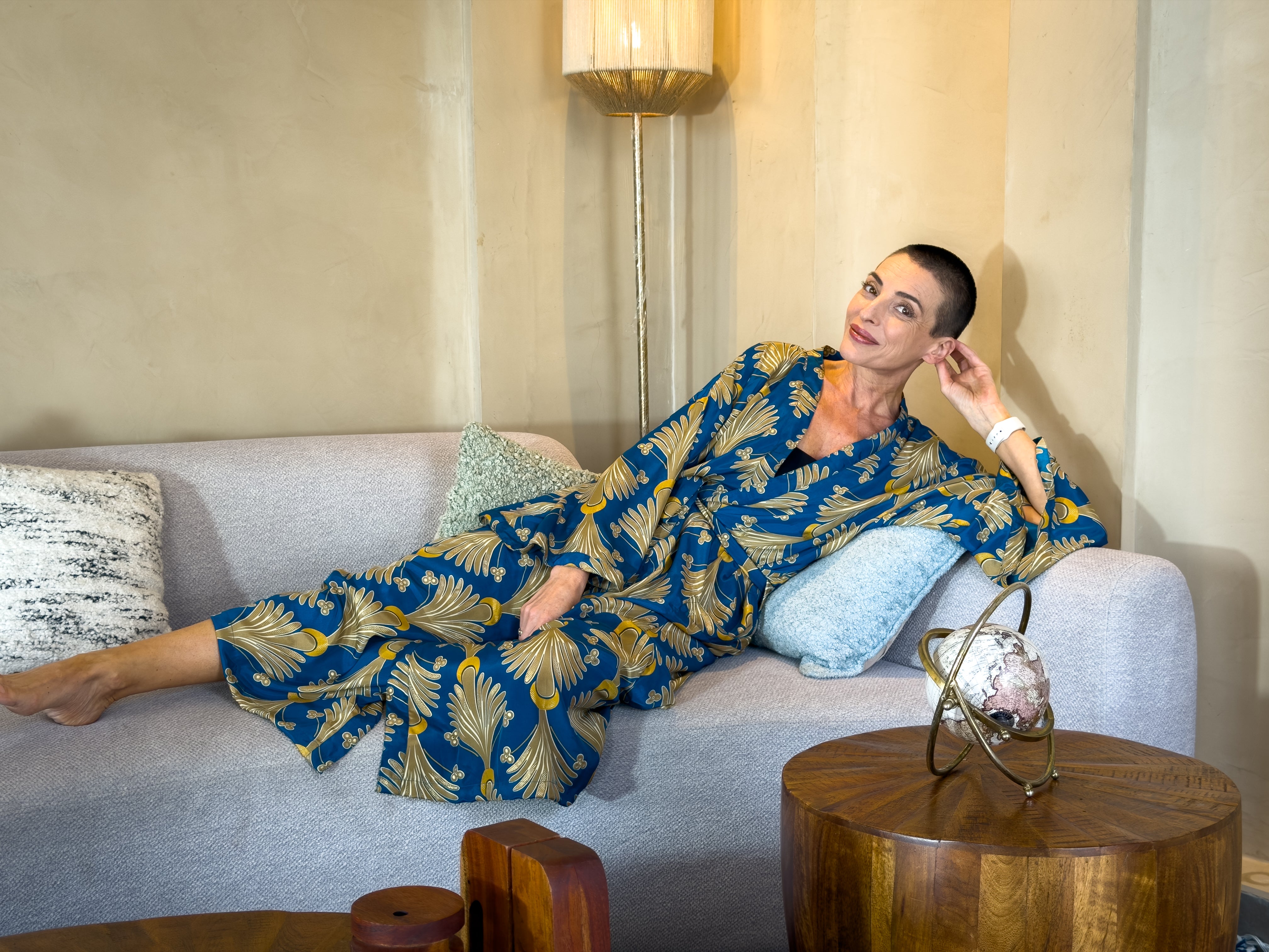 Kimono long en soie vintage  – robe d’intérieur ceinturée –  peignoir vintage en soie