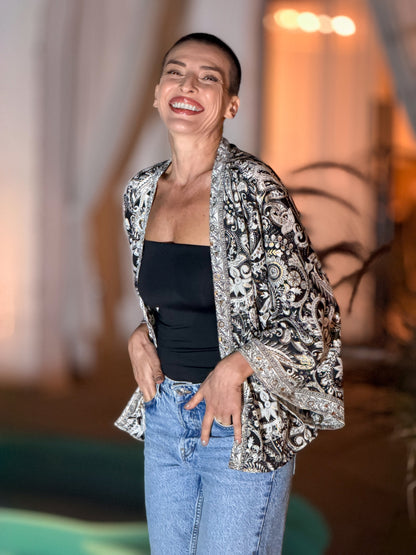 Veste kimono en soie vintage – veste courte ouverte femme  – veste bohème chic