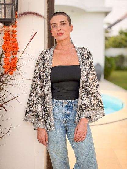 Veste kimono en soie vintage – veste courte ouverte femme  – veste bohème chic