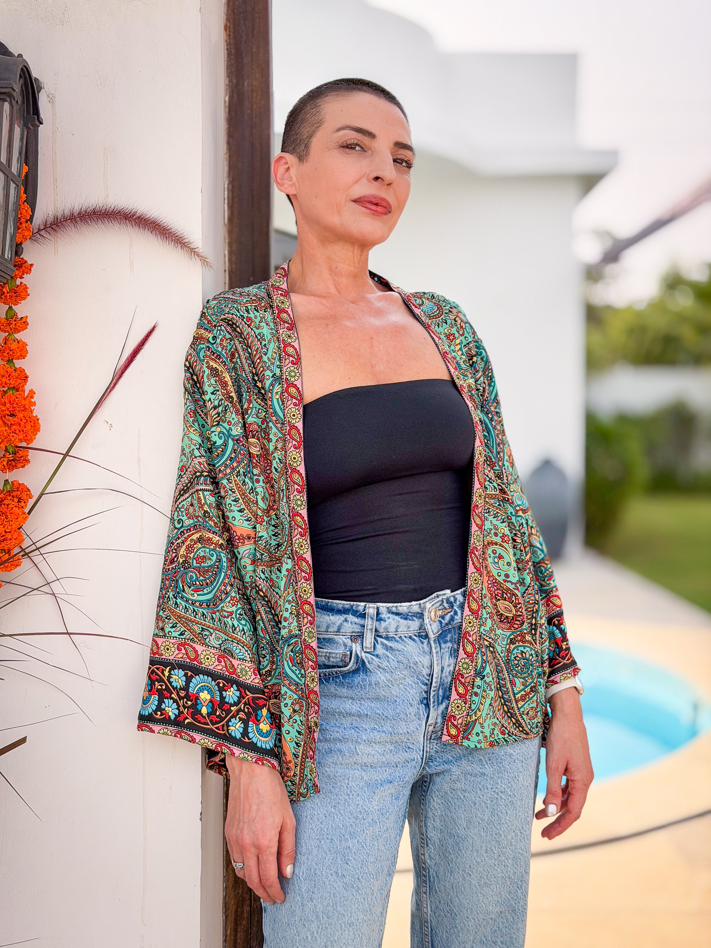 Veste kimono en soie vintage – veste courte ouverte femme  – veste bohème chic