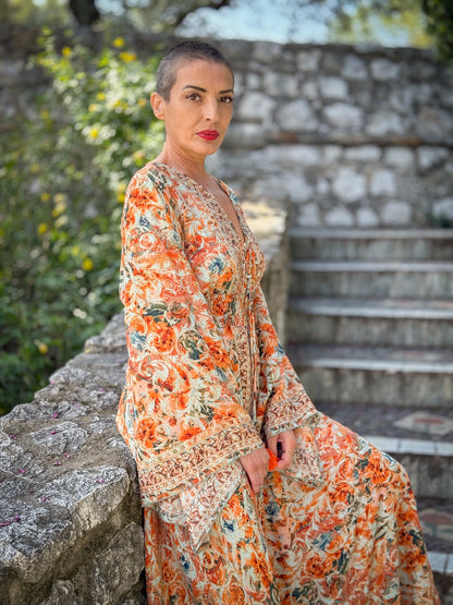 Robe longue boho en soie, robe vintage en soie, robe décolleté, robe smockée, robe gypsy bohème, robe manches évasées, robe d'été