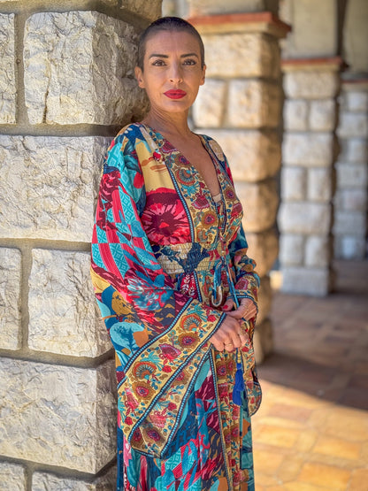 Robe longue boho en soie, robe vintage en soie, robe décolleté, robe smockée, robe gypsy bohème, robe manches évasées, robe d'été