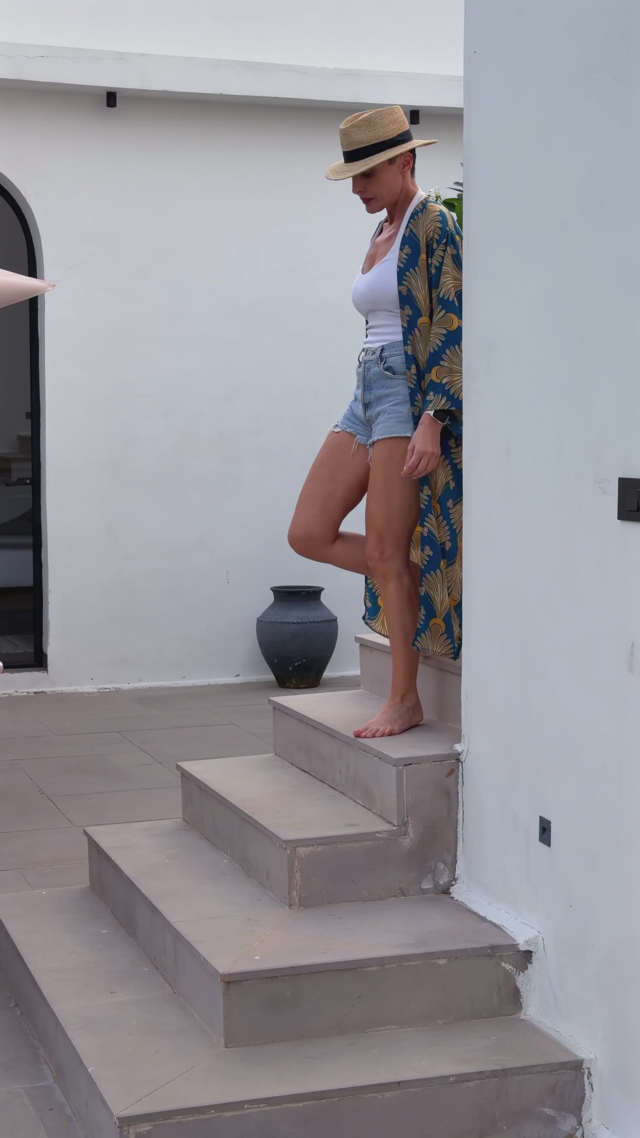 Blue Vintage Silk Kimono – open front – elegant boho style