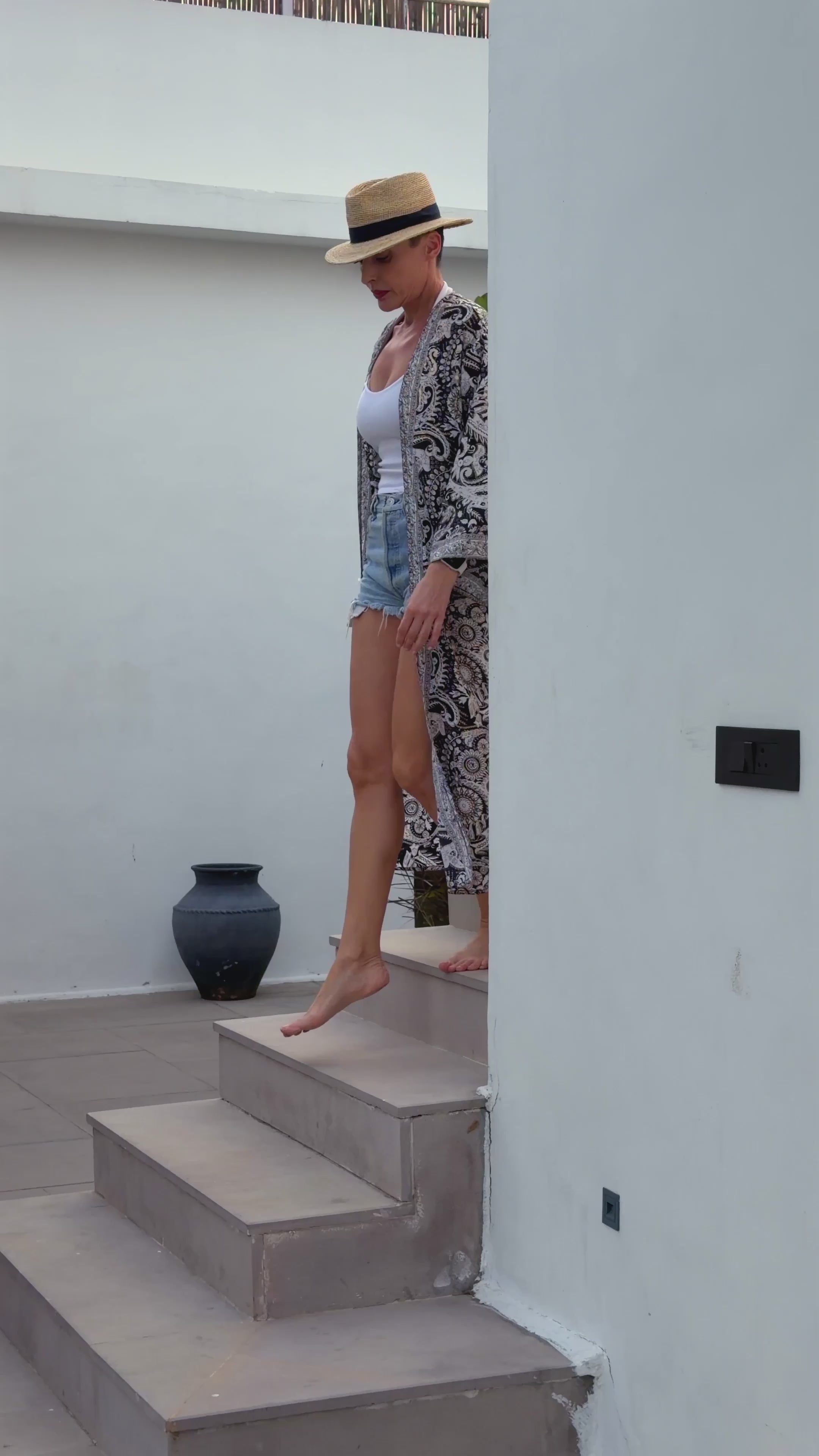 White Vintage Silk Kimono – open front – elegant boho style