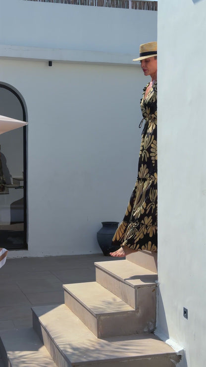 Robe longue bohème en soie  – dos ouvert, décolleté V, coupe fluide