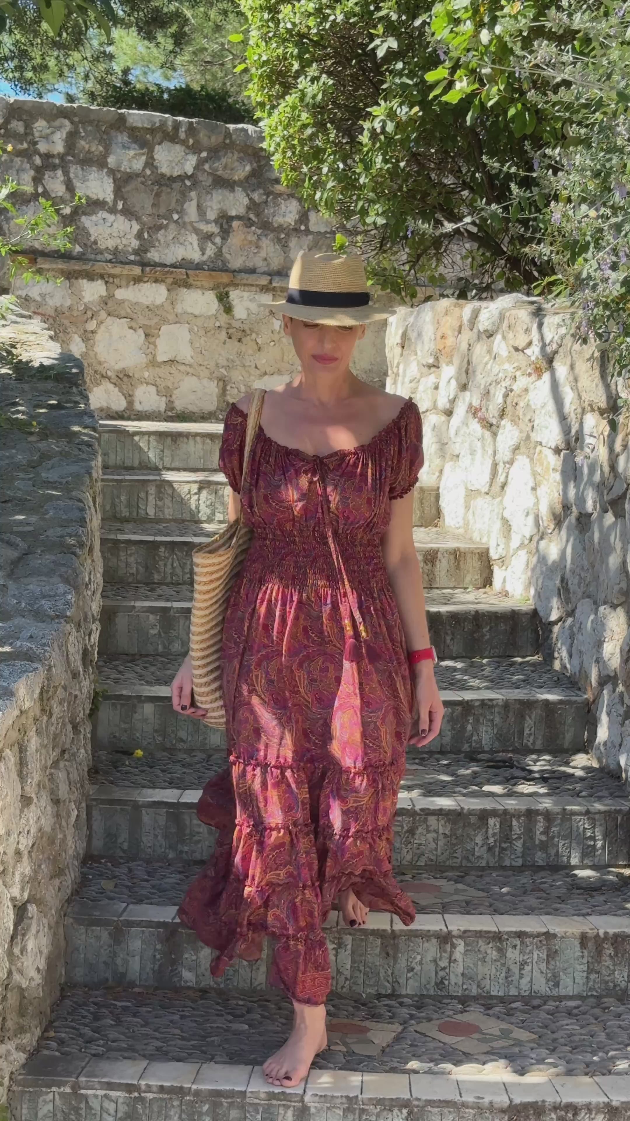 Robe longue bohème à volants /Robe épaules dénudées/ Robe en soie vintage / Robe longue gypsy/ Robe longue col bardot