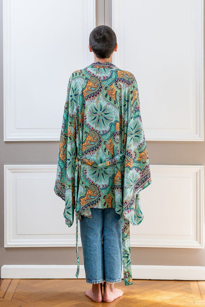 Silk short kimono, sil kimono with belt, vintage kimono, boho kimono, dressing gown