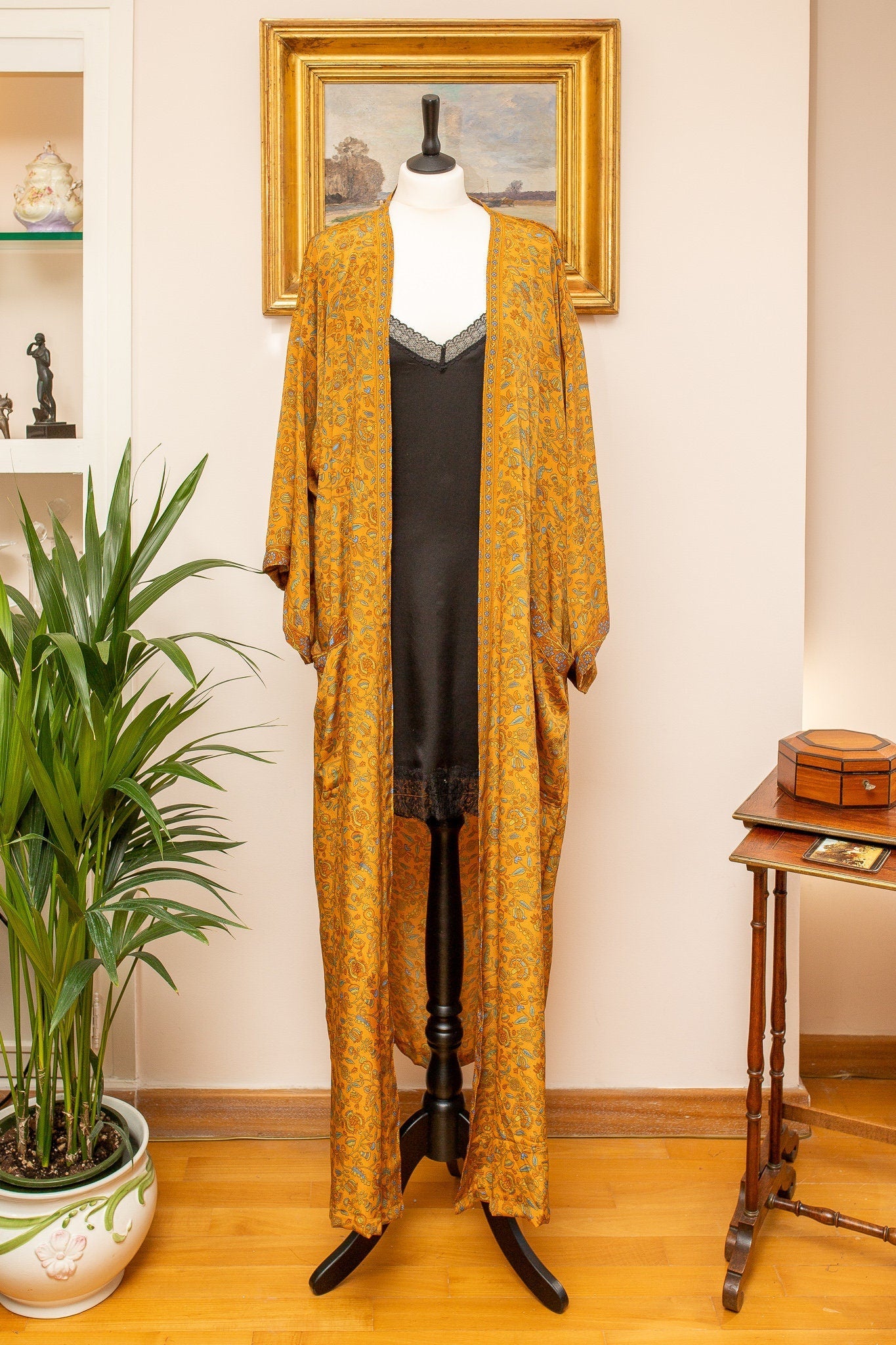Long silk kimono, Boho Lounge Dress, Dressing gown, Vintage Kimono with Belt