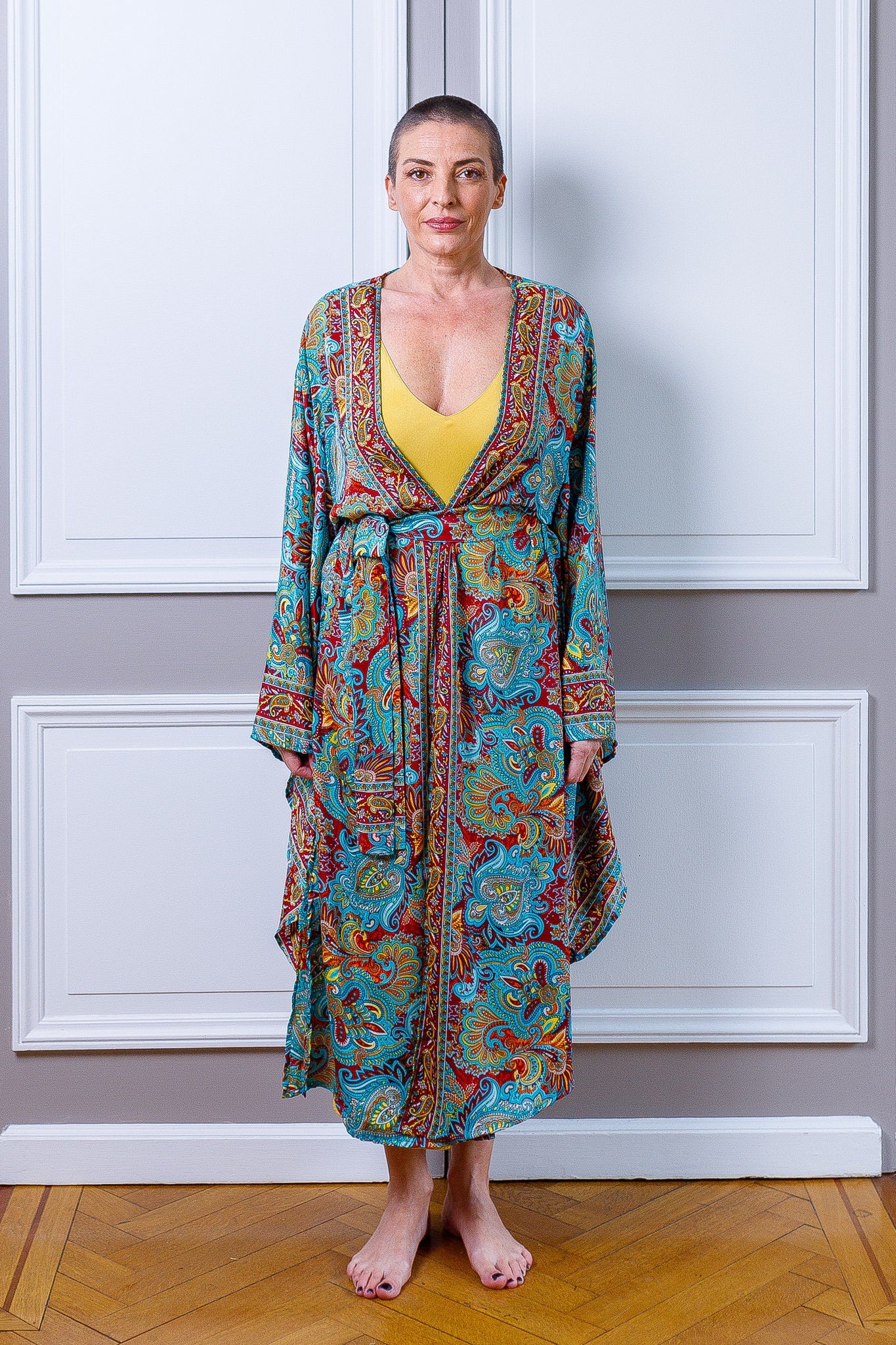Long silk kimono, Boho Lounge Dress, Dressing gown, Vintage Kimono with Belt