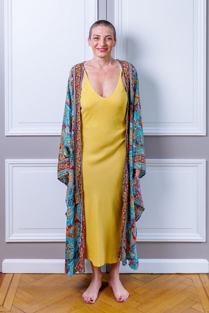 Long silk kimono, Boho Lounge Dress, Dressing gown, Vintage Kimono with Belt