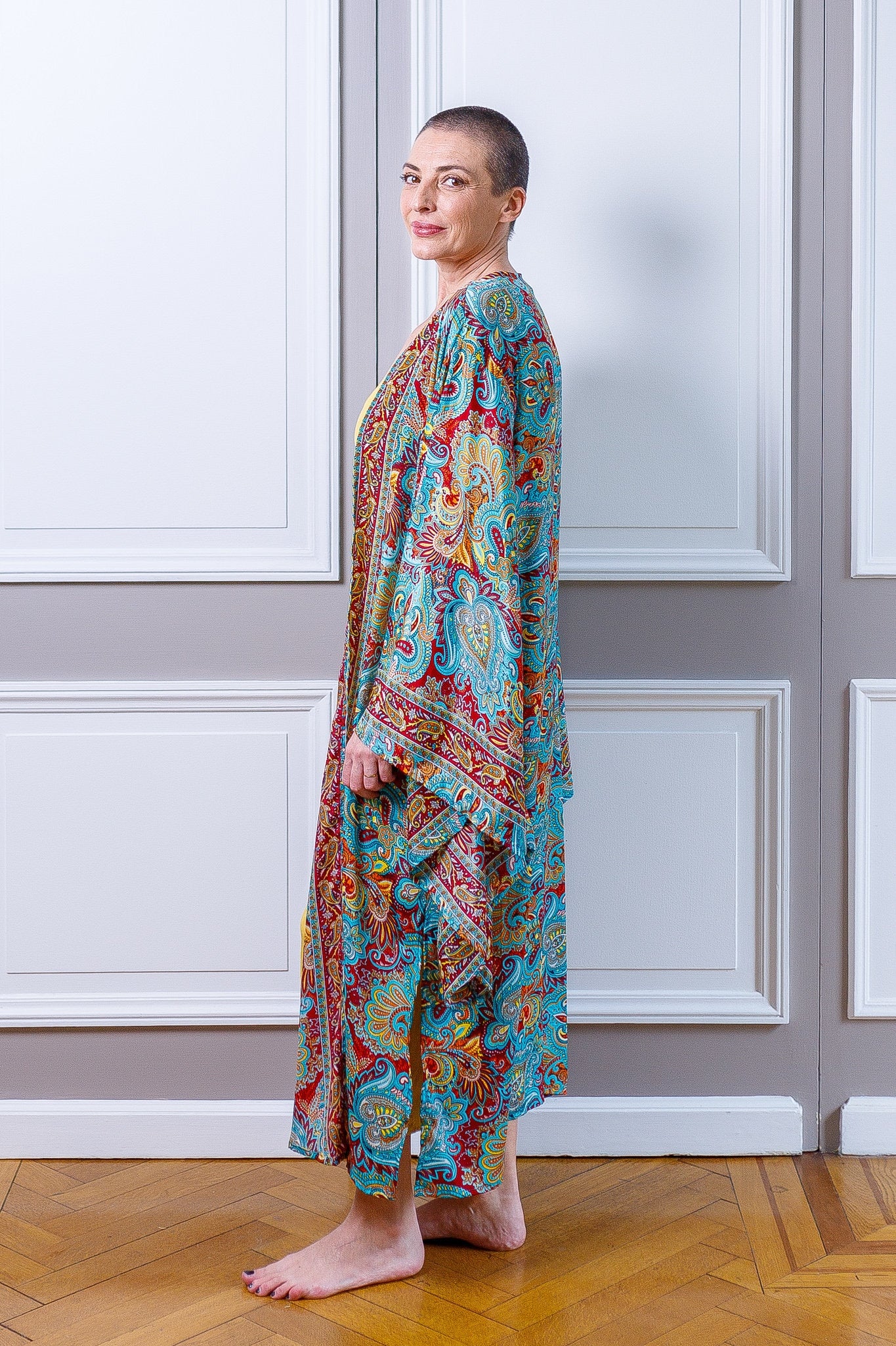 Long silk kimono, Boho Lounge Dress, Dressing gown, Vintage Kimono with Belt
